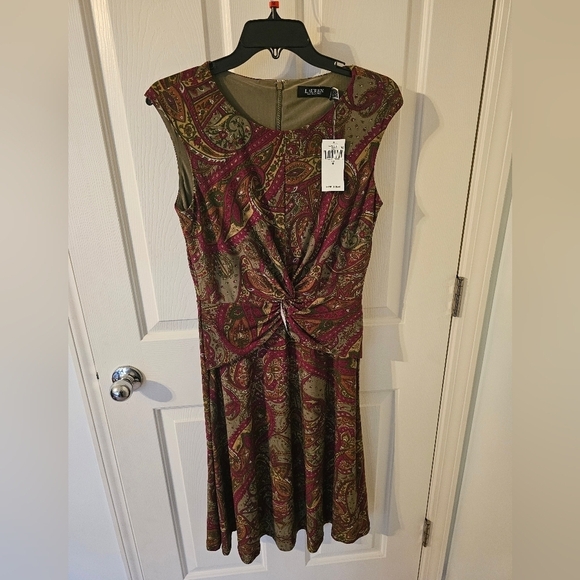 Lauren Ralph Lauren Dresses & Skirts - Lauren Ralph Lauren NWT Black Label Paisley Twist-Front Jersey Dress Size 6